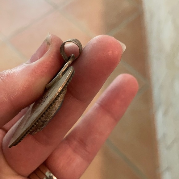 Sterling and turquoise heart pendant - Picture 3 of 4